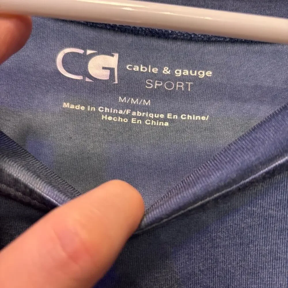 Cable & Gauge Sport Women’s Faded Blue Relaxed Tie Front Tee Size M - Picture 3 of 7